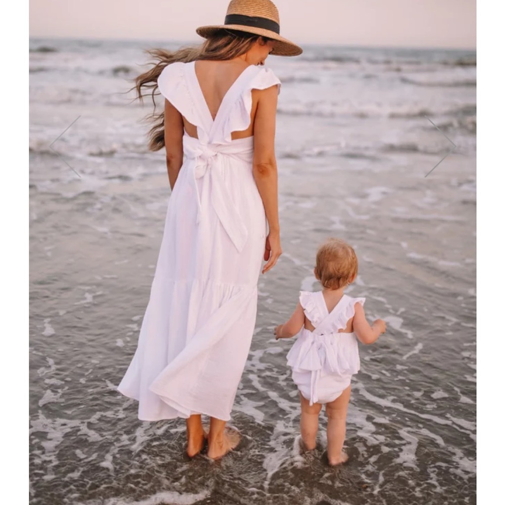 Pink Lily Kennedy ivory bow back midi tiered dress